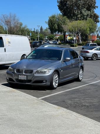 BMW 328i (2011) for sale 1