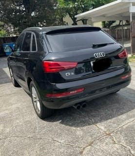 Audi Q3 2018 Model Low miles with apple care 2