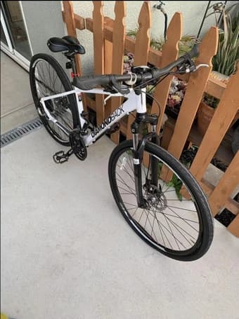 Diamondback mountain bike 34-spd disk-brake with ulcok & lights 1