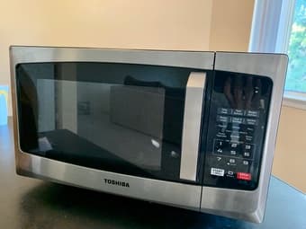 Toshiba Microwave 1