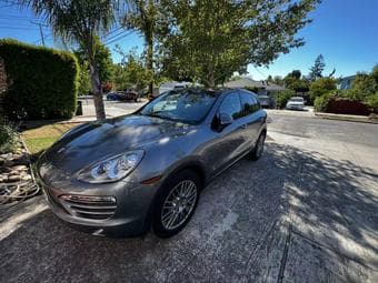 2013 Porsche Cayenne 6Cyl, Clean Title, No accident 1