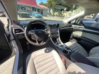 2013 Ford Fusion S - Great Condition - Free Pick up 可接送看车 2