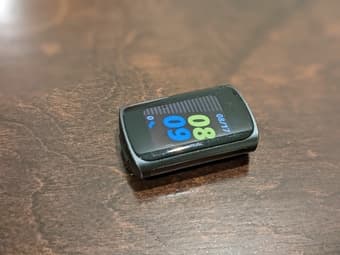 Fitbit Charge 5 1