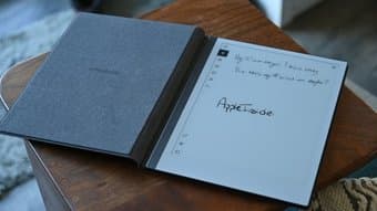 Remarkable 2 (+book folio) - lightly used 1