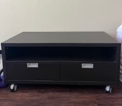 Free: TV cabinet 1