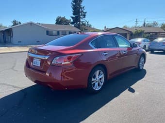 2015 NISSAN ALTIMA  - 82670 Miles - Reimburse Uber to see the car 2