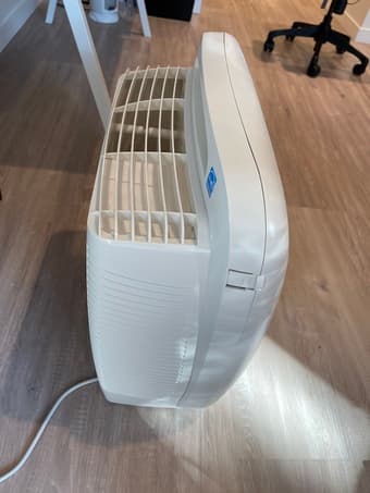 【FOR SALE AT DISCOUNT】 Whirlpool Whispure Air Purifier + HEPA Filter! 3