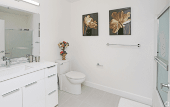 Modern 1 bed/1 bath in Palo Alto available 10/1 2