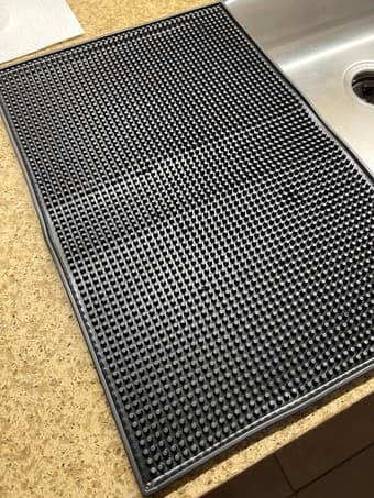 Bar mat/ kitchen counter mat for drying dishes 1