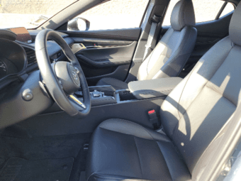 2022 Mazda3 Hatchback PREMIUM +  _2380 miles - Free Pick up 可联系接送试驾 2