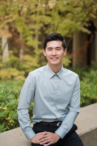 Are you recruiting? Take professional headshots on Stanford campus 1