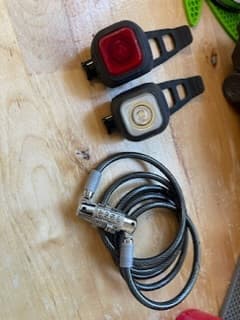 For sale: Airpurifier, Electric bike, bike lights and lock 3