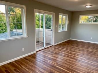 Spacious, furnished master bedroom/private bathroom @ MenoPark 2