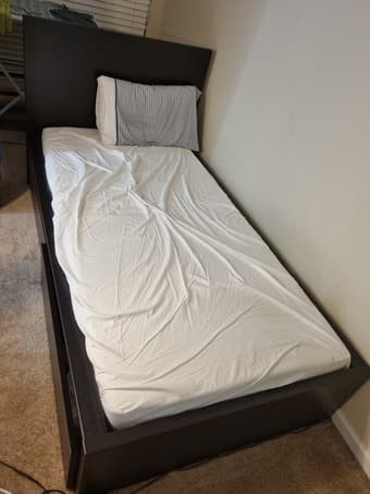 Bed frame / 2 storage boxes / bed base 1
