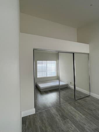 1B/1B available in 2B/2.5B Redwood Shores Townhouse 2
