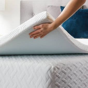Lucid 4" Gel Memory Foam Mattress Topper w/ Breathable Cover (Twin XL) 1