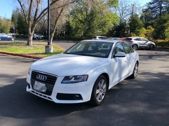 Audi A4 Premium 2010 for Sell 1