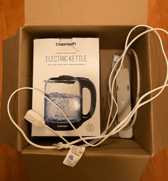 Mattress/Plug cords/Kettle/Laundry Basket 2