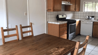 Beautiful house close to campus (see video inside) 3