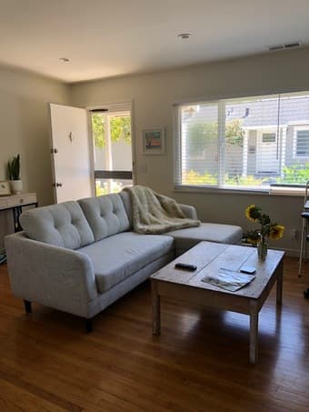 Spacious 1bd Menlo Park apt w/ parking space Jan - June [unfurnished] 1