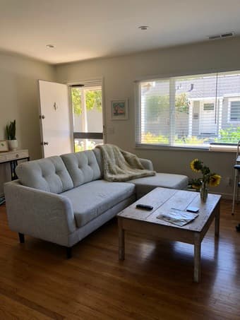 Spacious 1bd Menlo Park apt w/ parking space Jan - June [unfurnished] 1