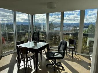 Co-renting lovely secure master bedroom next to Stanford [Feb move-in] 1