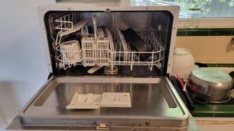 Dishwasher (table top) 2