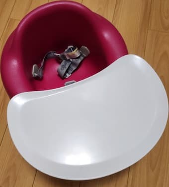 Baby bumbo seat with tray 1