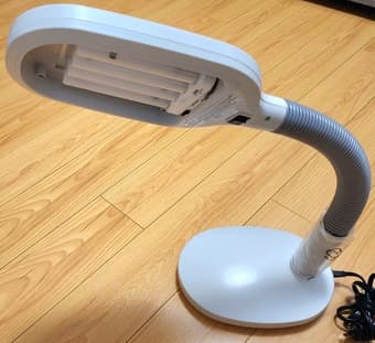 Gooseneck desk lamp like new functions 1