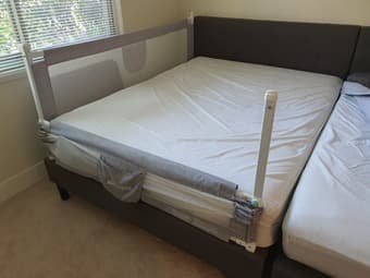[Moving sale] Zinus queen-size bed mattress & frame (< 1 year) 1