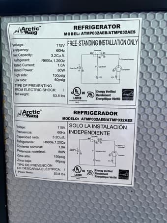 Arctic King 3.2cu ft mini freezer/refrigerator 3