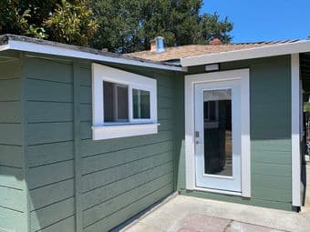 Cozy Studio Apartment - Available 1 Feb 1
