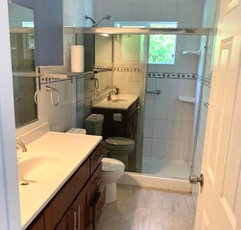 Furnished room for rent near Stanford 3
