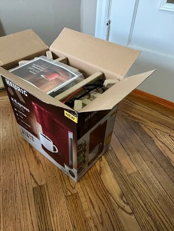 Keurig coffee maker, new 2