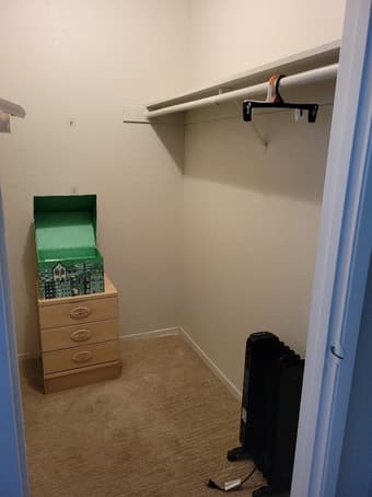 Furnished Room w/ Bath, Garage w/ additional storage in Mountain View 2