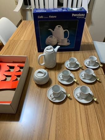 Porcelaine tea cup set 1
