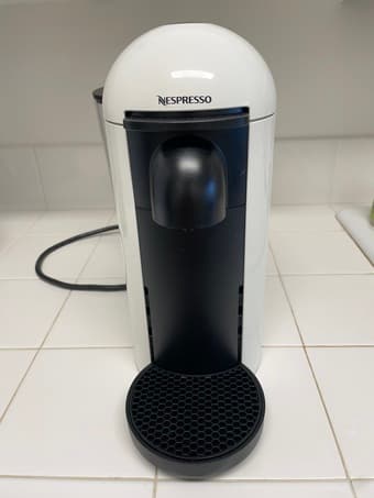 Almost new: Nespresso VertuoPlus coffee machine 2