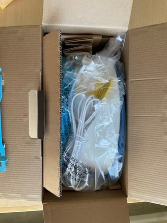 Brand new: Homedics ParaSpa Plus Paraffin Bath 2