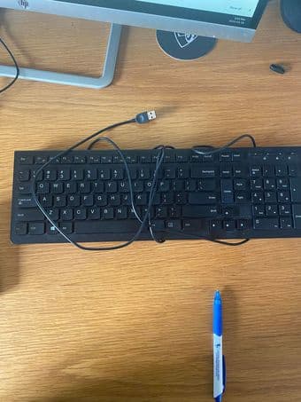 Selling Lenovo Keyboard with USB 1