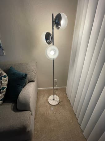 Floor Lamp 1