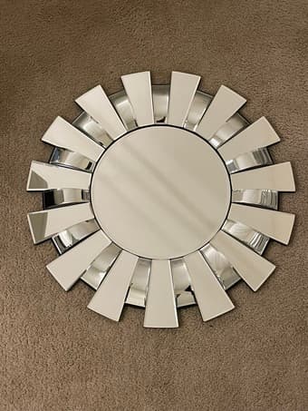 Sunburst Accent Wall Mirror 1