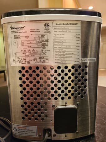 Countertop Ice Cube Maker 2