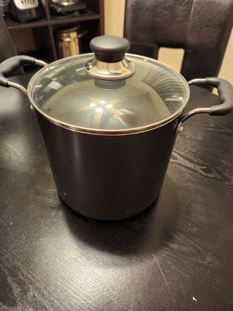 Nonstick Stock Pot 1