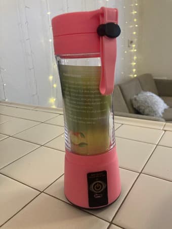 Portable blender (Brand new, unused) 1