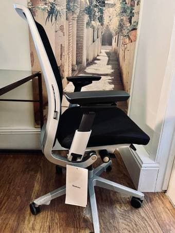 Steelcase Think Office Chair (top of the line) 1