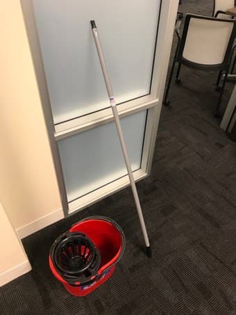 Urgent: an underused cloth mop set 2