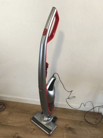 2 in 1 Cordless Lightweight Stick Vacuum Cleaner (Deik) 1