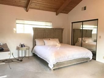 Beautiful furnished master bedroom + bath next to campus (<1 min bike) 2