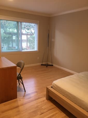 New Furnished Room Walk to Stanford In Palo Alto for Female 1