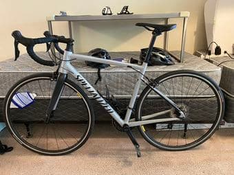 SPECIALIZED ROAD BIKE CARBON FORK 1